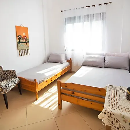 Dorothy's House * Νέα Πλάγια